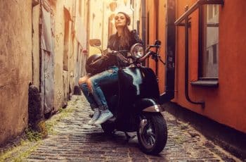 Şehir İçinde Motosiklet: Şehir Hayatını Hızlandırmanın 5 Yolu